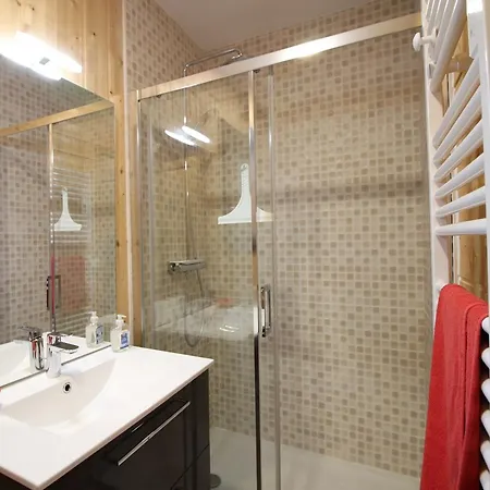 Moderne Au Mont-dore, 8 Pers, Terrasse, Proximite Centre - Fr-1-608-286 アパート